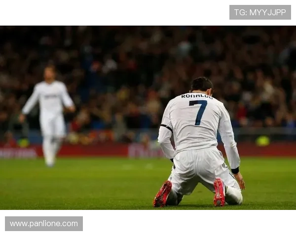 勺子点球失手赛场遭对手拥抱嘲讽